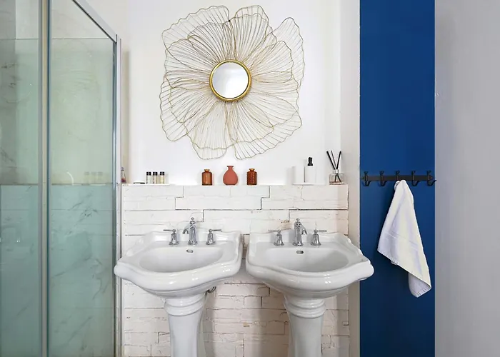 Super Location Meets Charming Studio -ecole Militaries Champ De Mars - 7th Arrondisment 아파트